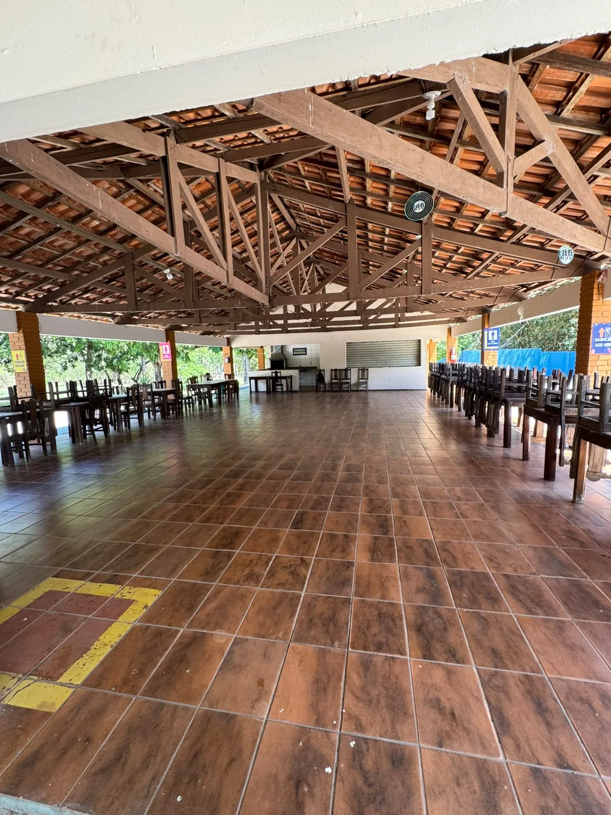 Área ampla do Supremo Grill